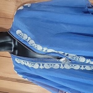 Shyanne Embroidered Kimono